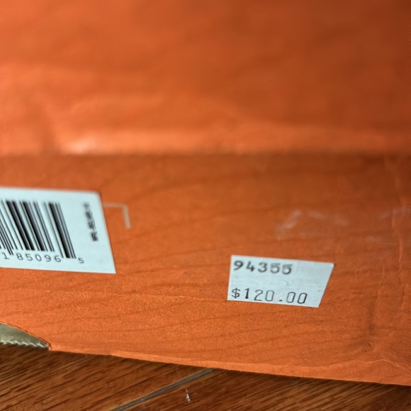 Brand new in the box Merrell shoes size10.5 - Picture 8 of 8